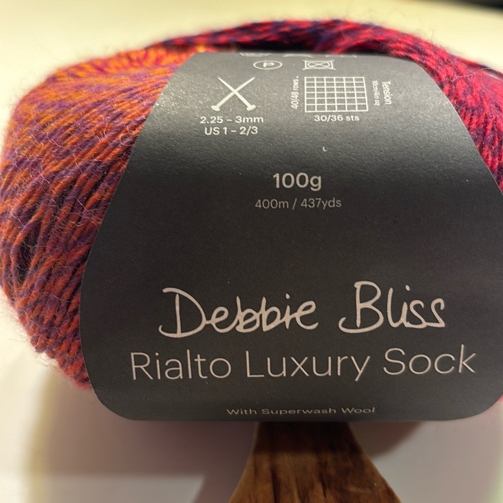 NWT Rialto Luxury Sock yarn from Debbie Bliss. Gradient ball is 3.5 oz (100 gm).
